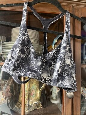 lululemon athletica Black & White Floral Racerback Bralette